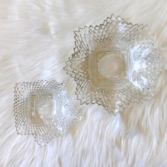 Vintage Crystal Four Piece Glass Plate Set - Picture 3 of 6